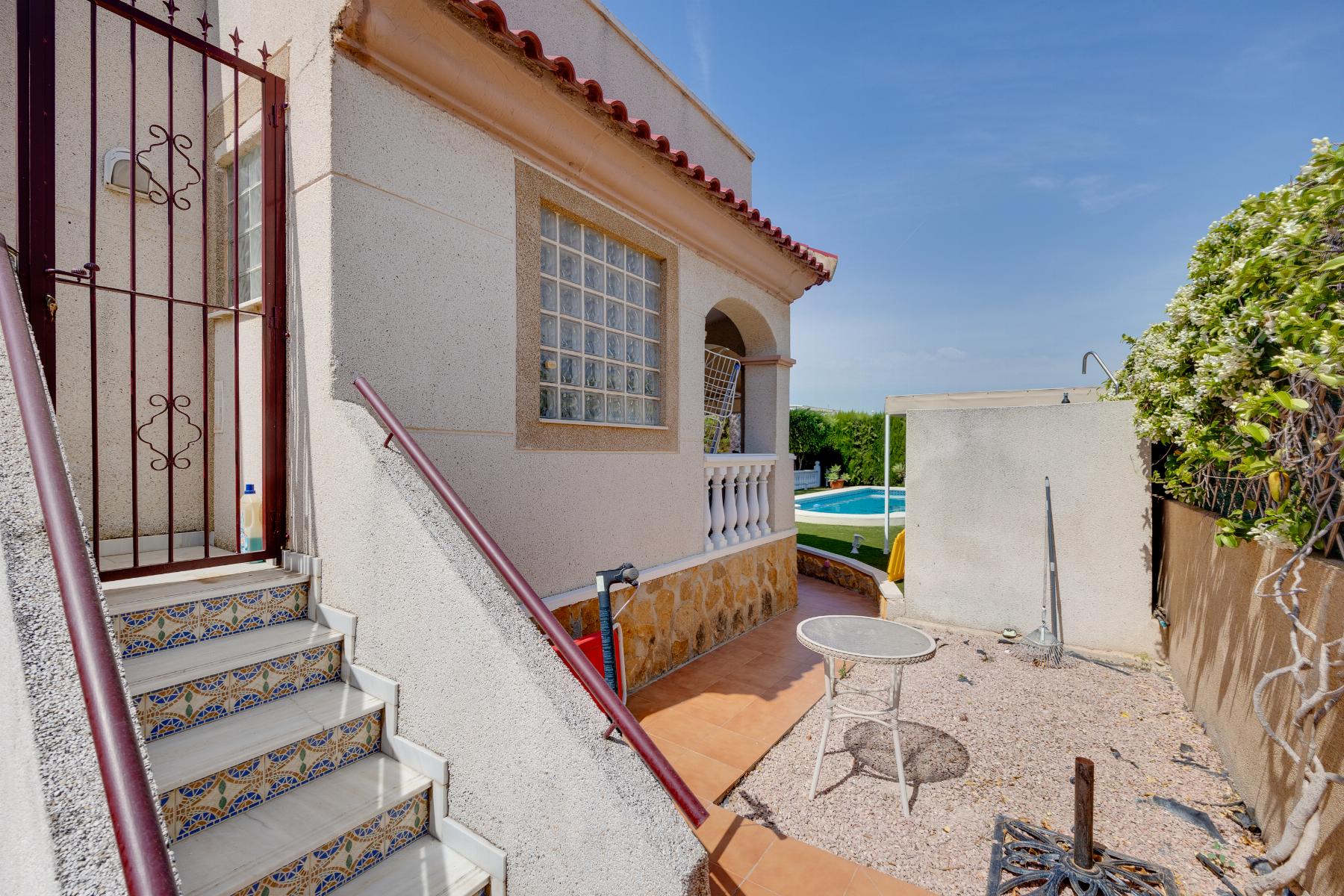 Enebolig til salgs til San Fulgencio
