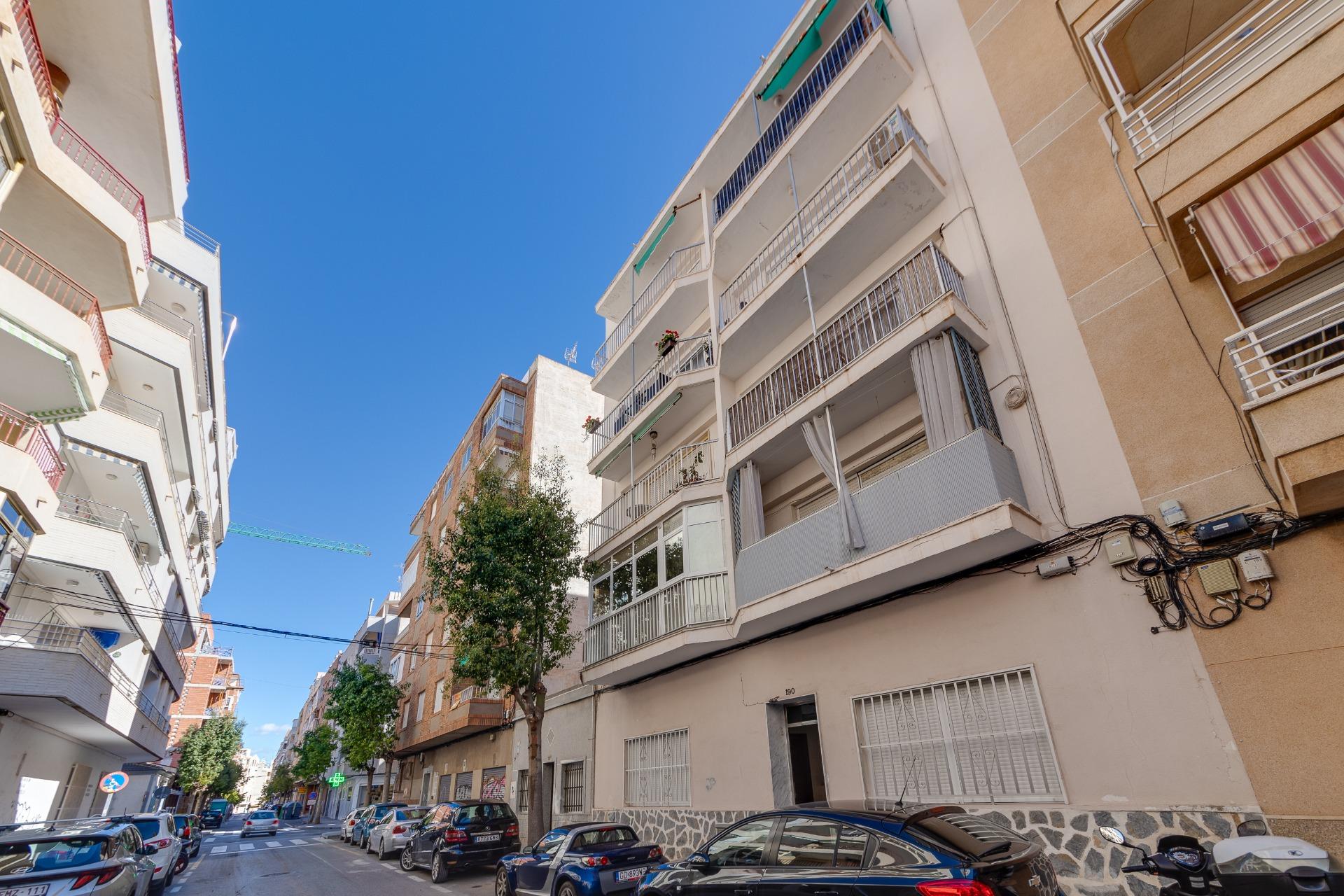 Lägenhet till salu i Torrevieja