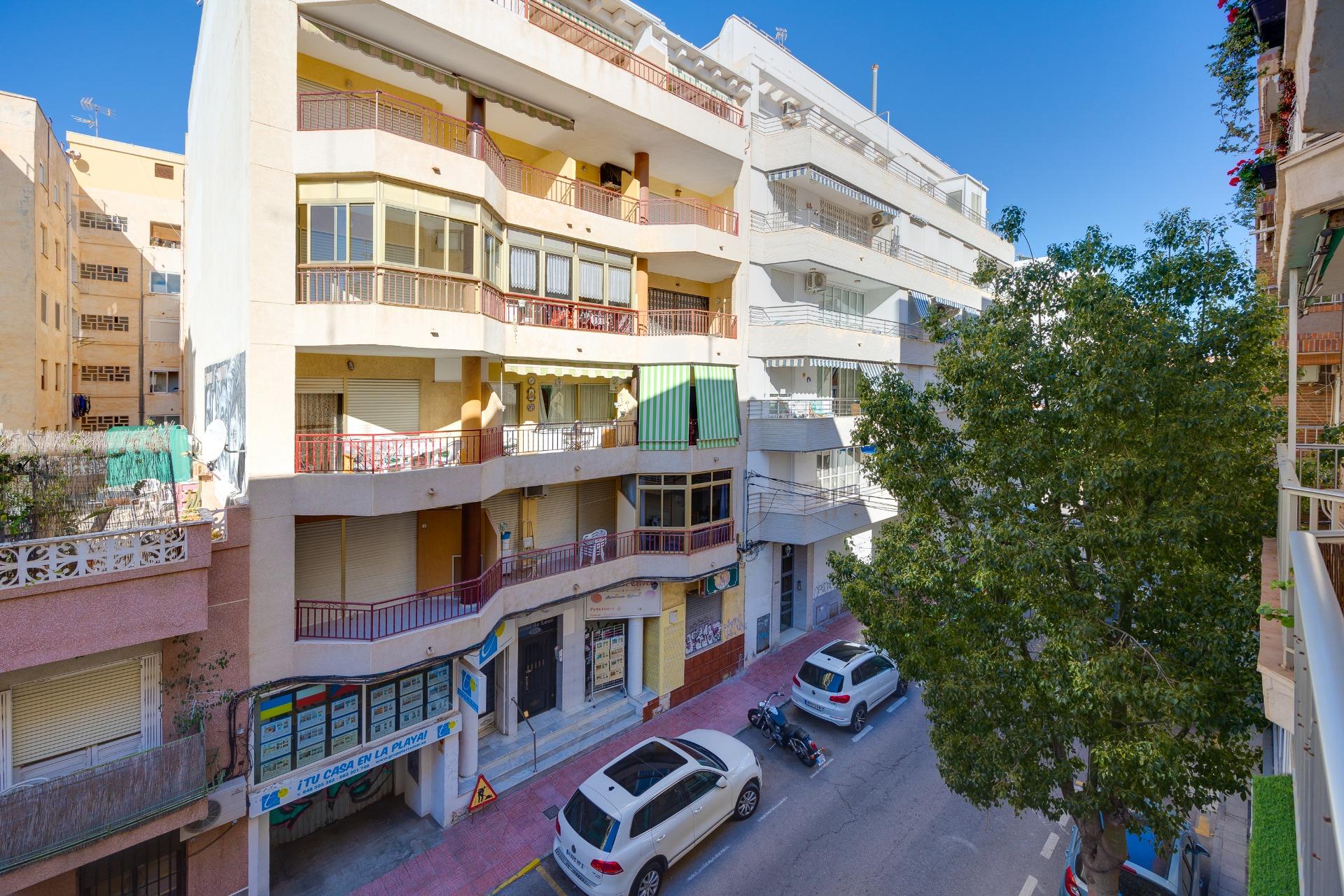 Lägenhet till salu i Torrevieja