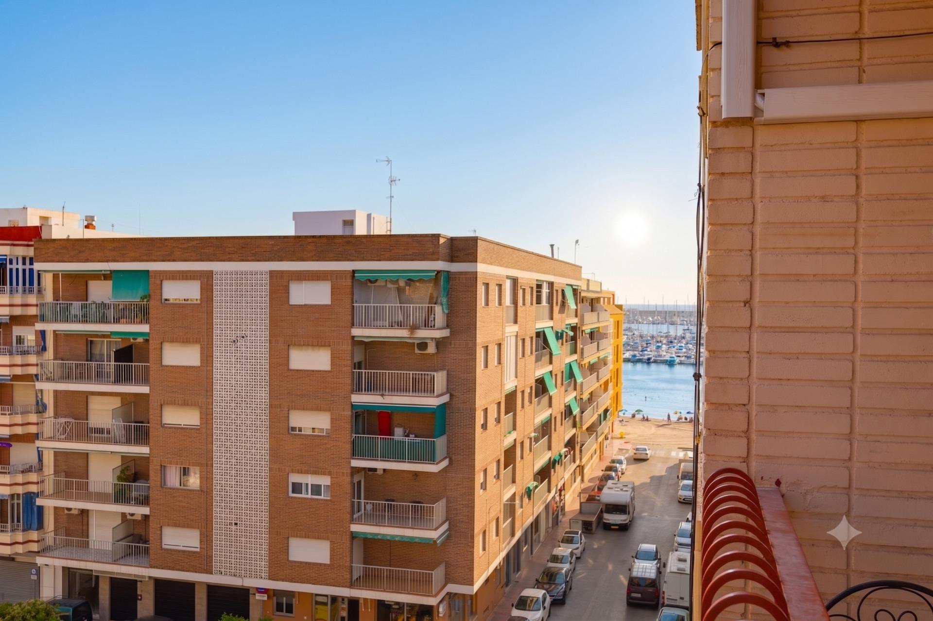 Takvåning till salu i Torrevieja