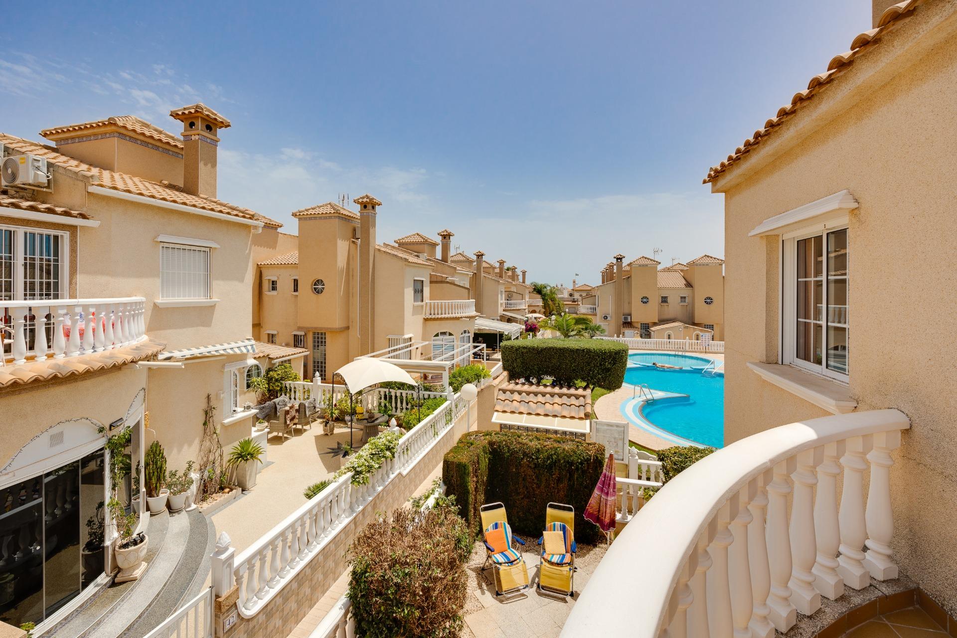 Hus till salu i Orihuela Costa