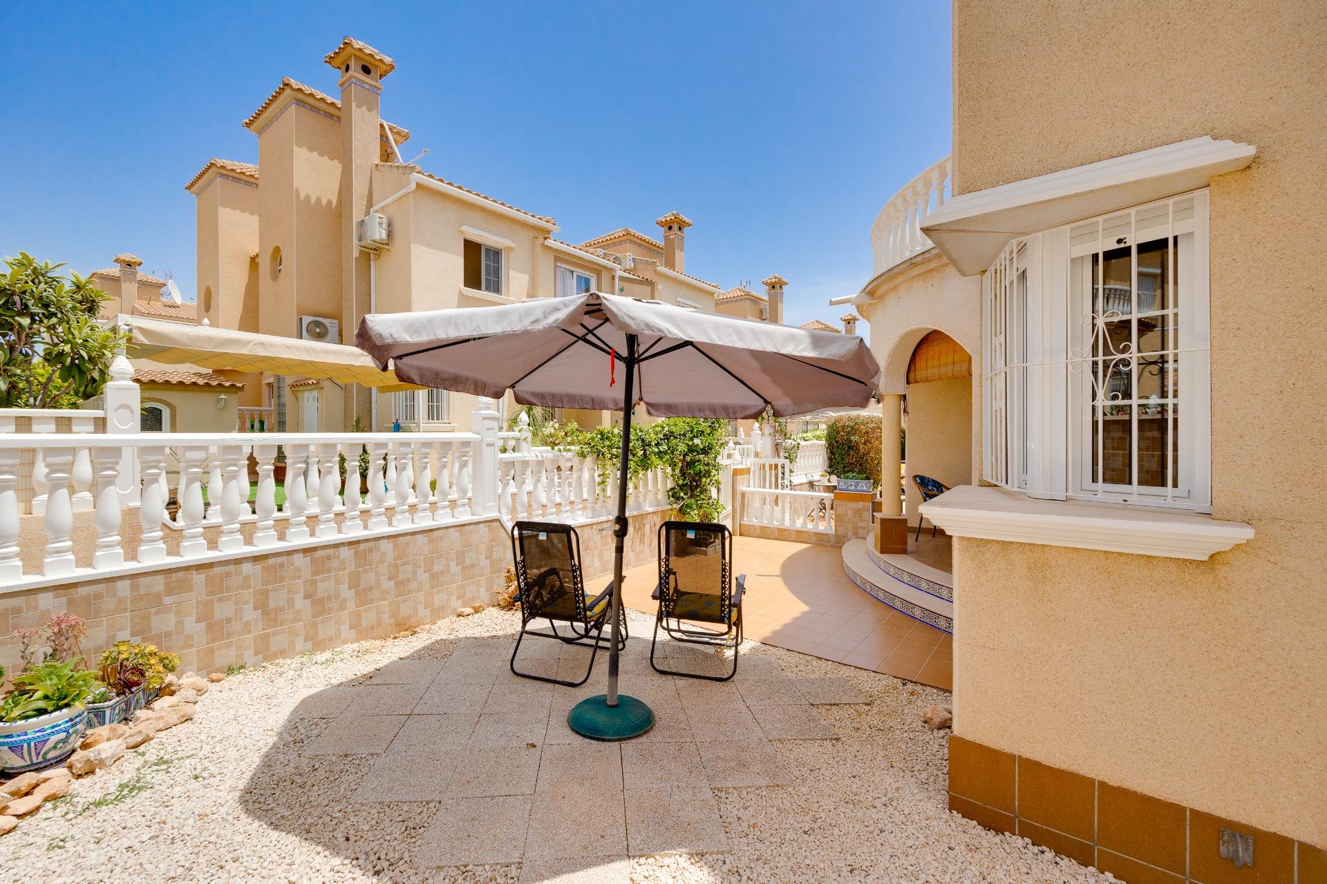 Hus till salu i Orihuela Costa