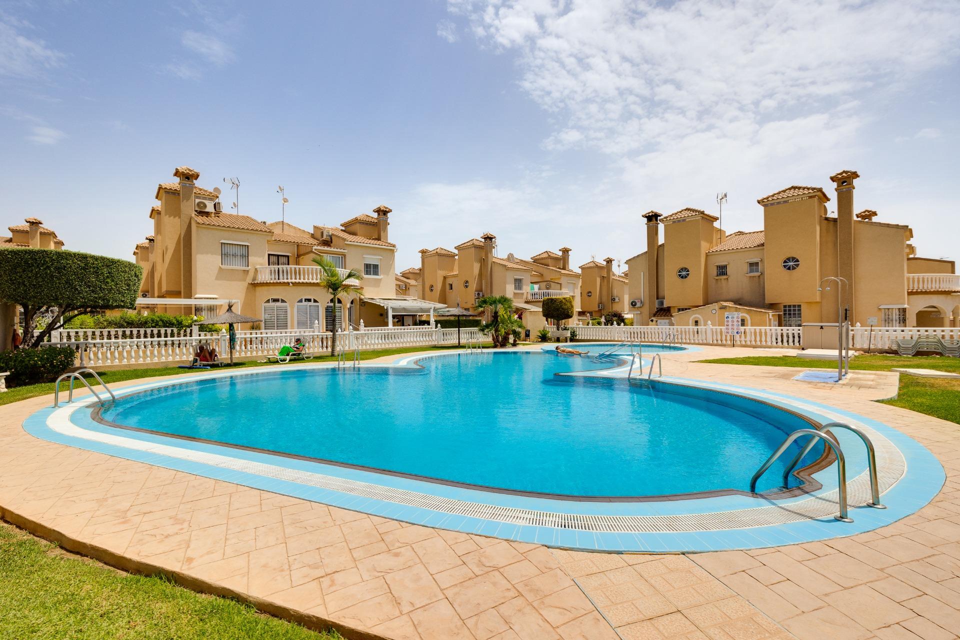 Hus till salu i Orihuela Costa