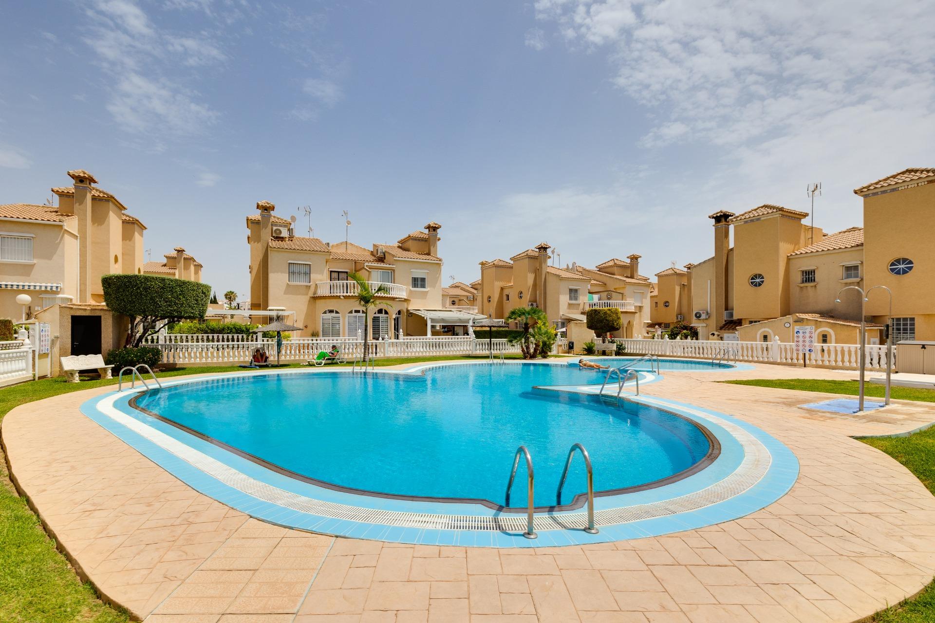 Hus till salu i Orihuela Costa