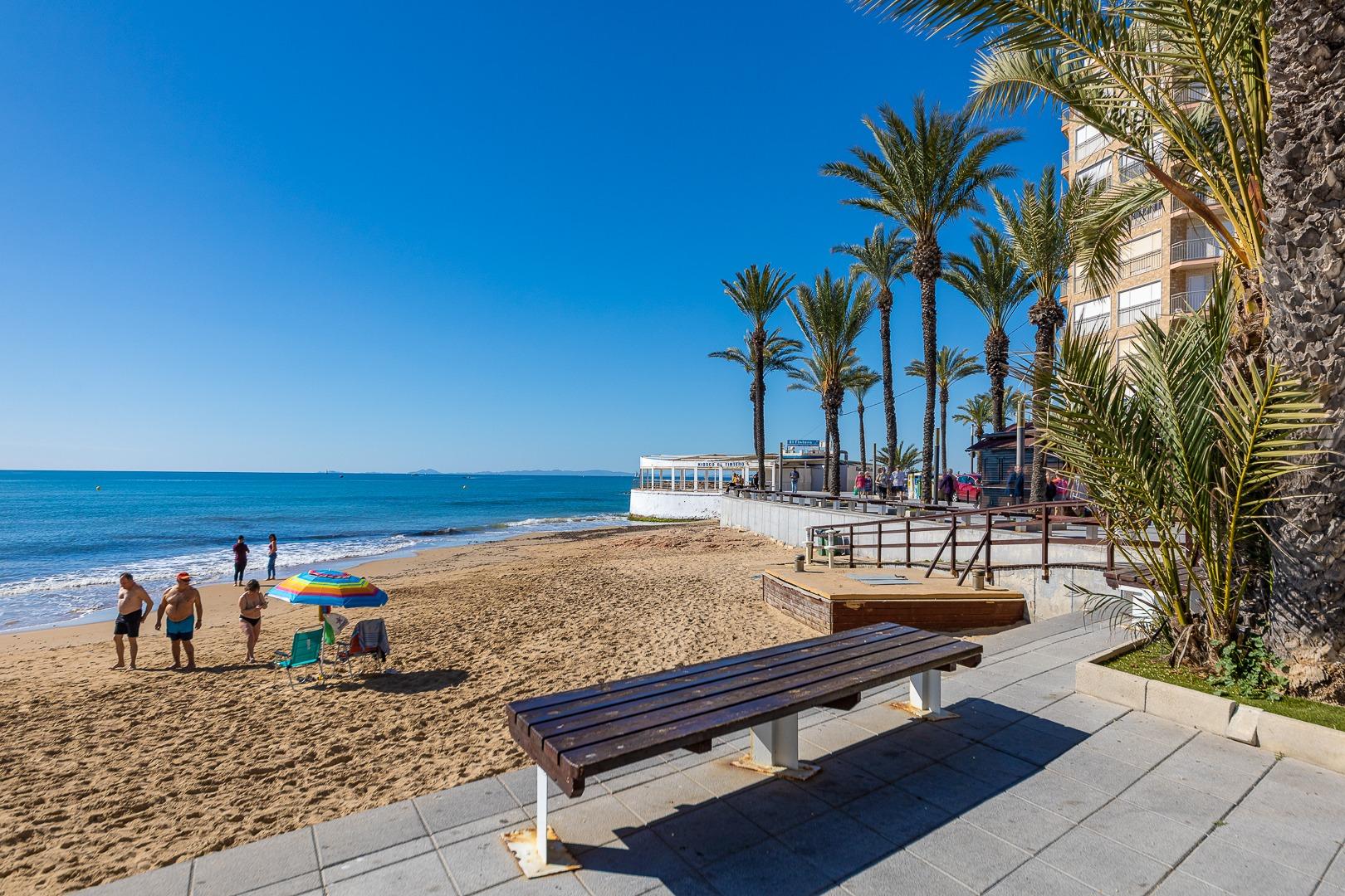 Lägenhet till salu i Torrevieja