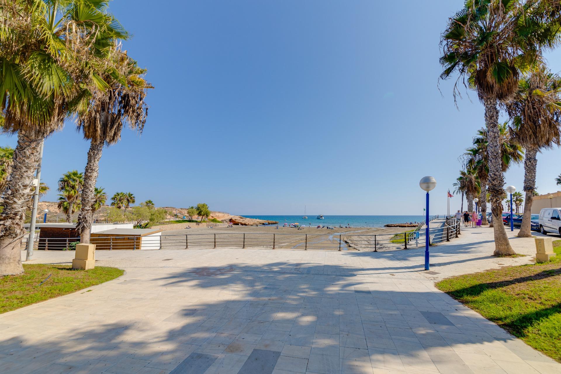 Villa till salu i Orihuela Costa