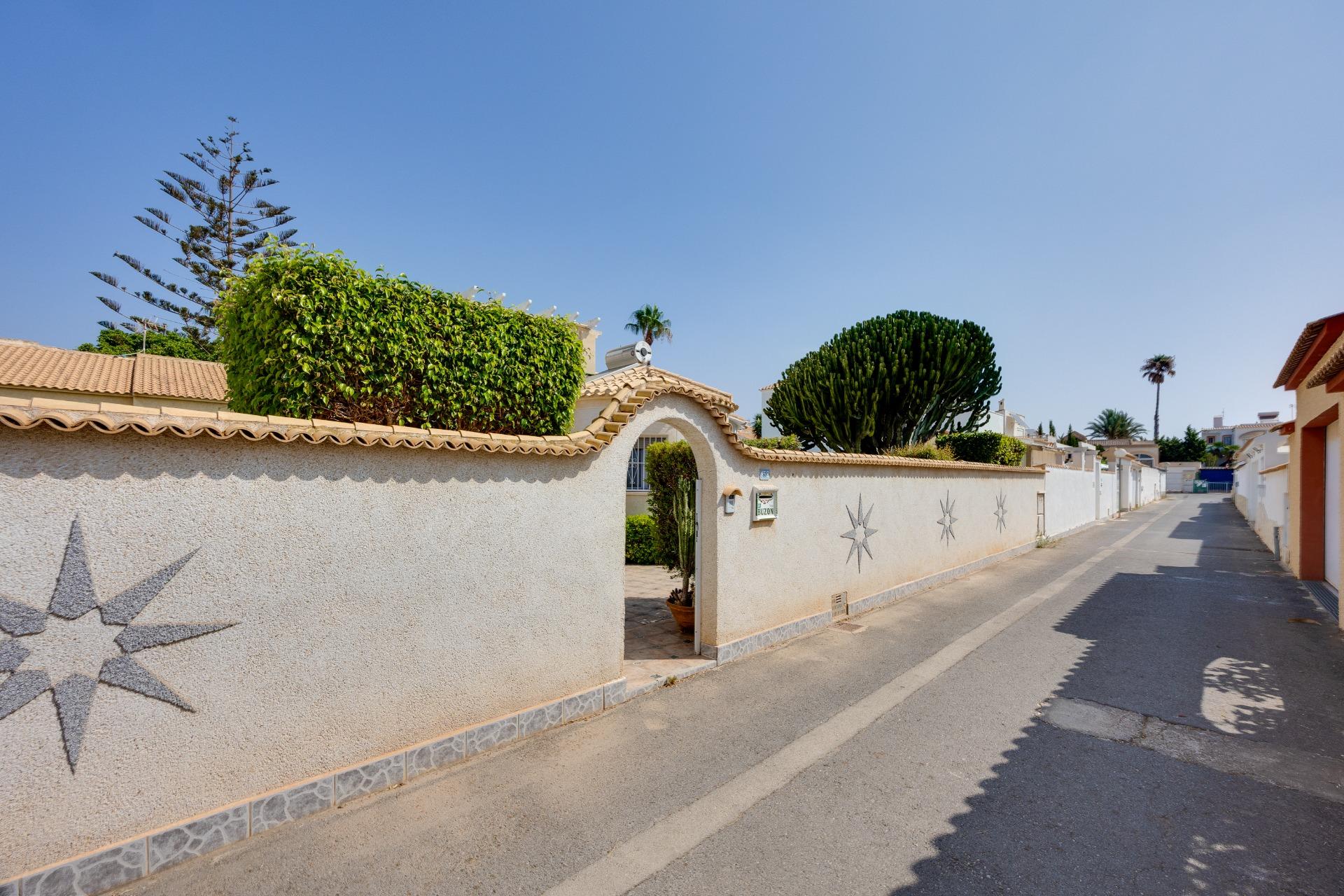 Villa till salu i Orihuela Costa