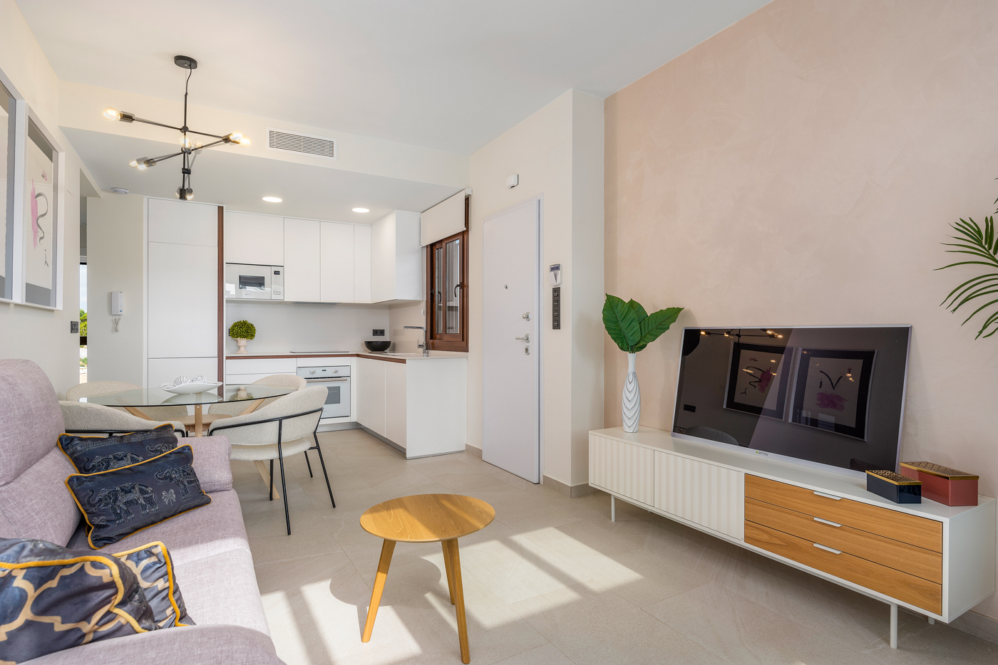 NYBYGGET PENTHOUSE MED TERRASSE OG SPEKTAKULÆR UDSIGT