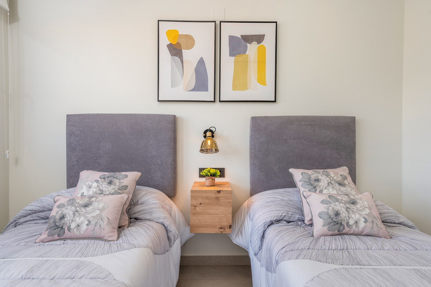 NYBYGGET PENTHOUSE MED TERRASSE OG SPEKTAKULÆR UDSIGT