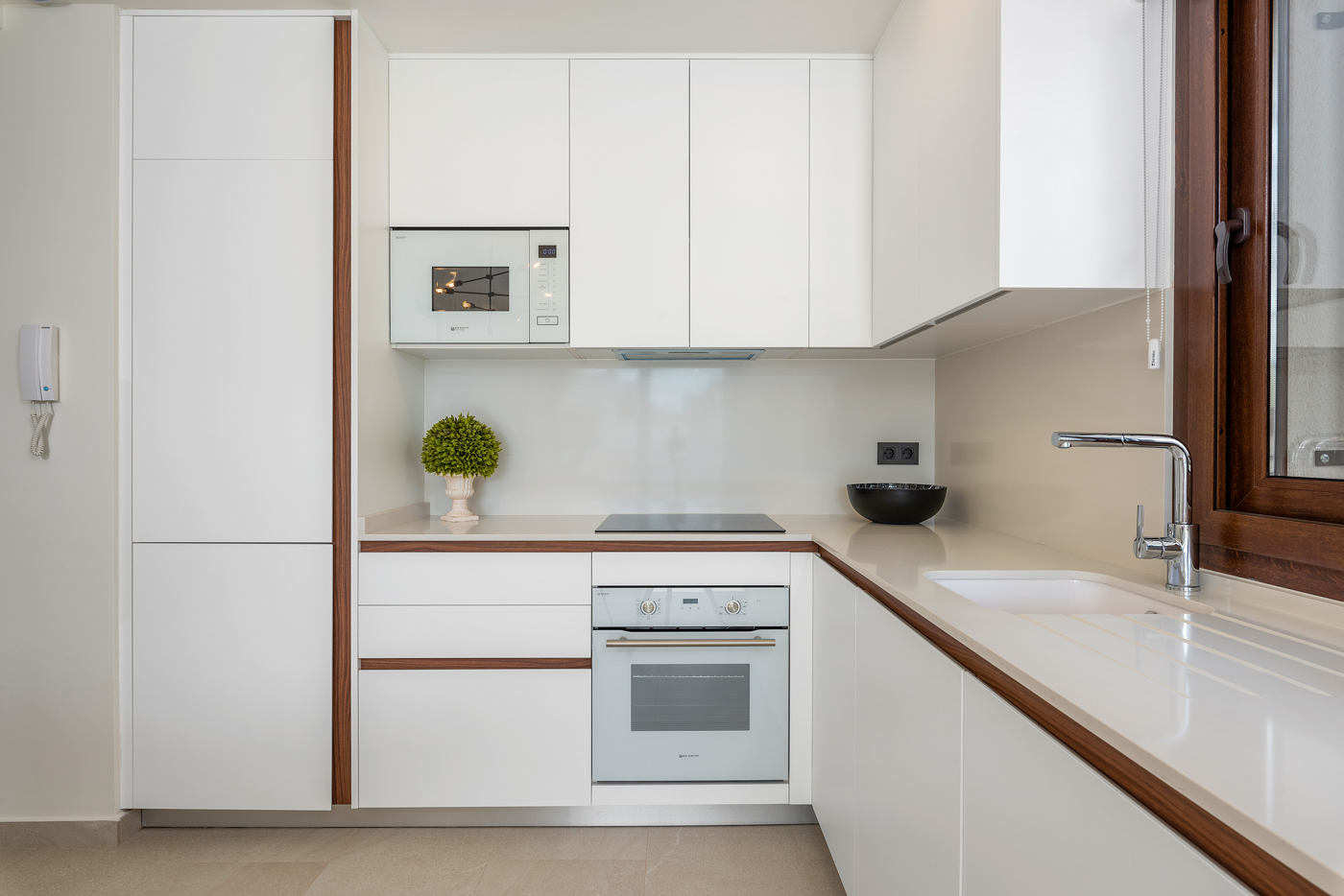NYBYGGET PENTHOUSE MED TERRASSE OG SPEKTAKULÆR UDSIGT