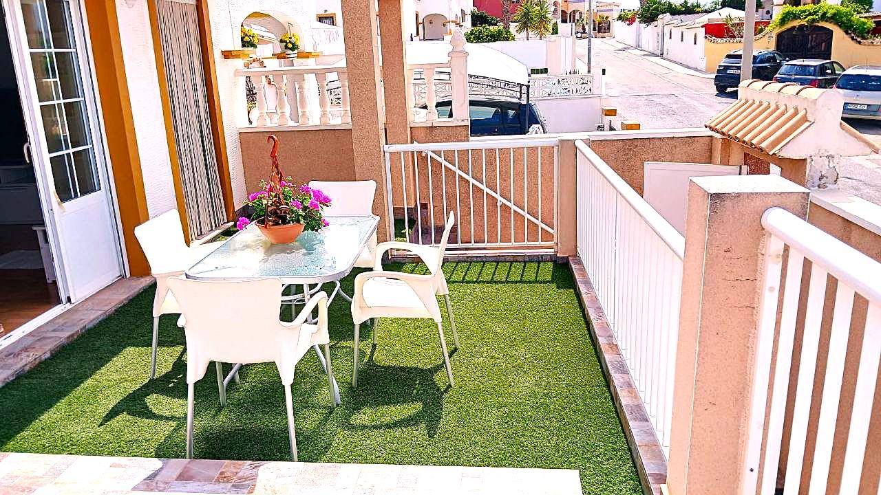 Chalet en venta en Orihuela Costa