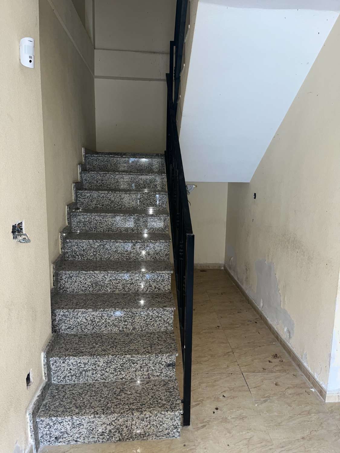 Dúplex 3 dormitorios 2 baños en Carretera de Crevillente