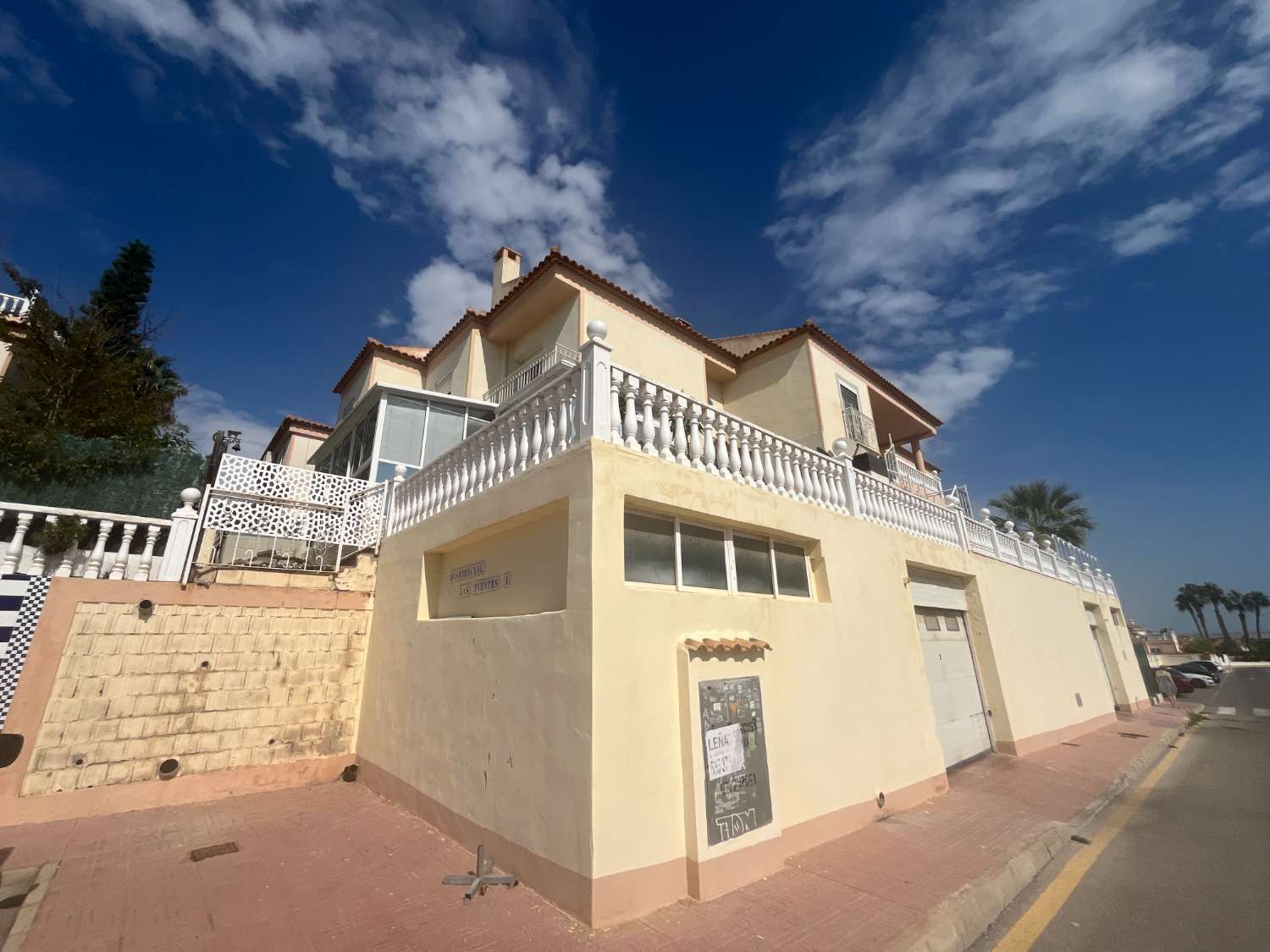 ATICO VISTAS AL MAR, LICENCIA TURISTICA CON PISCINA