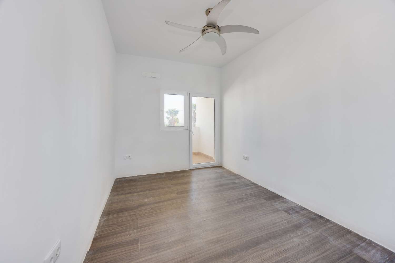 Finca privada de 5.727 m² con vistas panorámicas, piscina