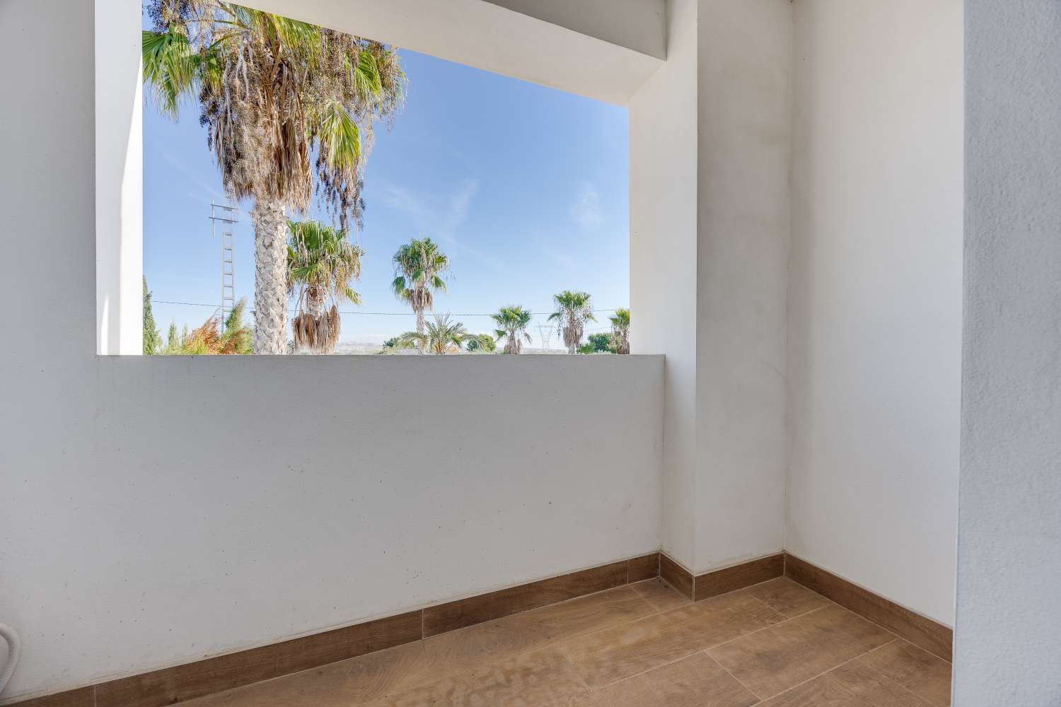 Finca privada de 5.727 m² con vistas panorámicas, piscina