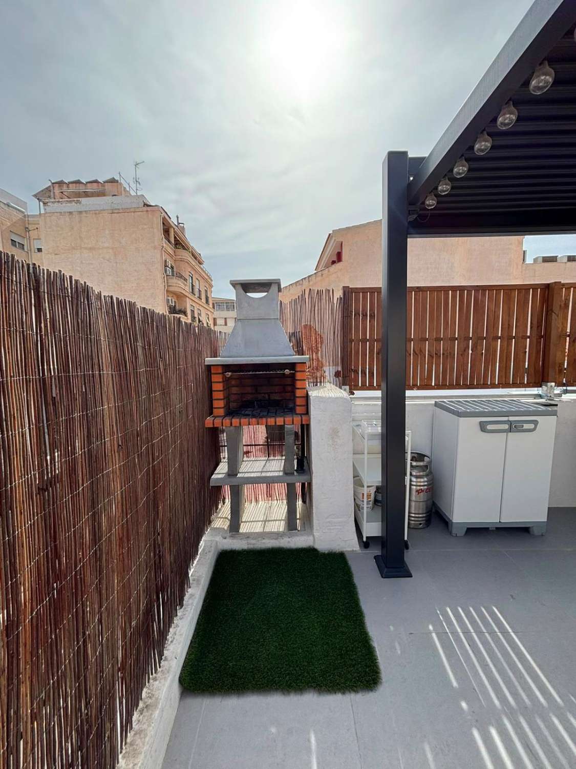 SAMOSTATNĚ STOJÍCÍ DŮM TORREVIEJA CENTER