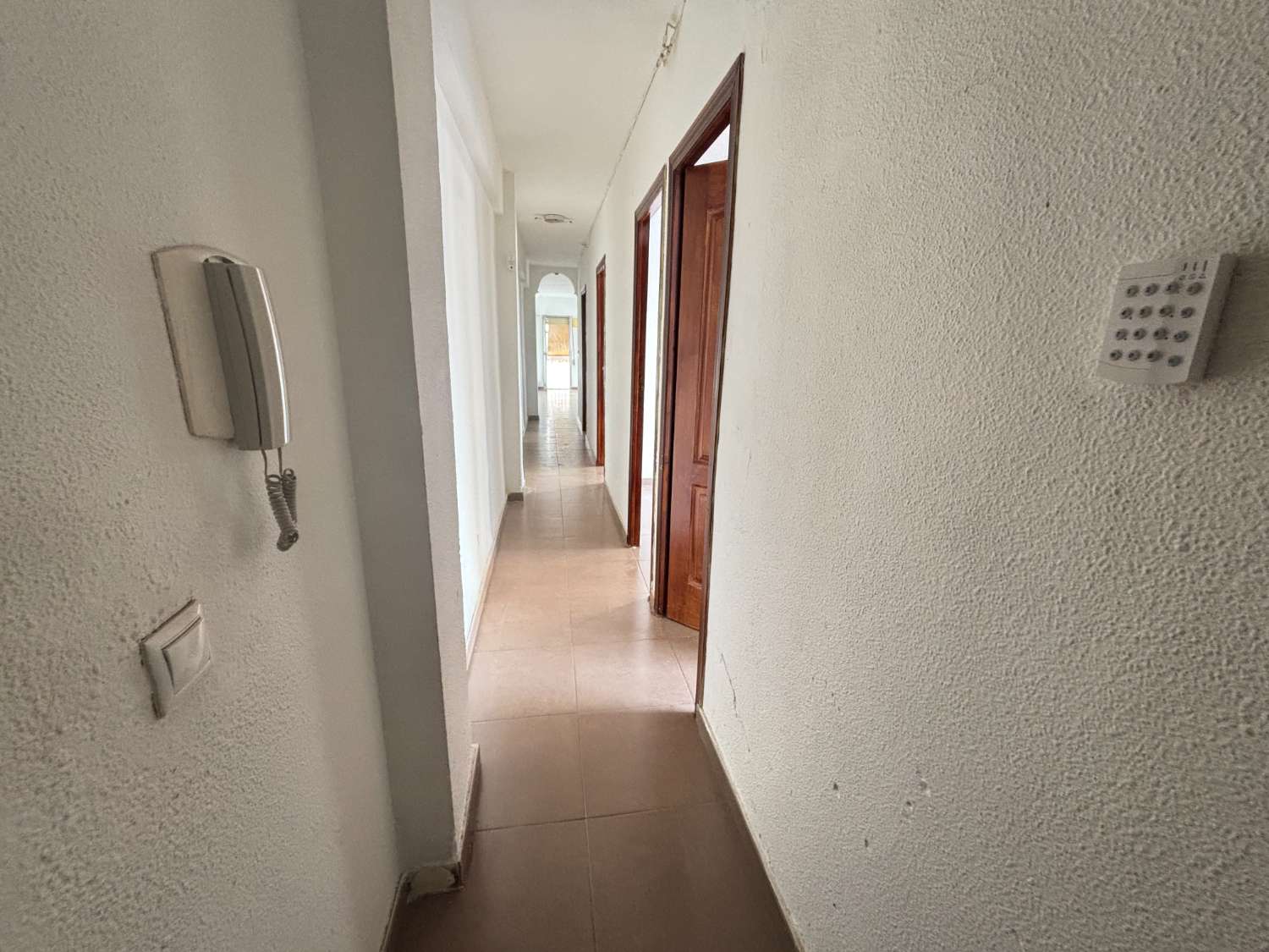 PŘÍLEŽITOST V CENTRU SANTA POLY K REFORMĚ!!