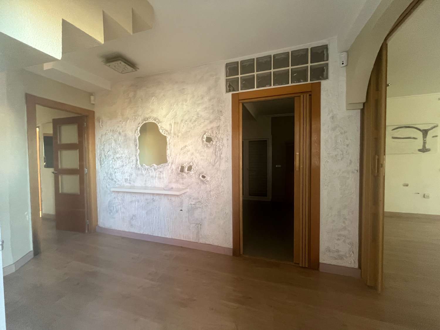 CHALET INDEPENDIENTE CON PISCINA PRIVADA, AGUAS NUEVAS A 3 KM DE LA PLAYA