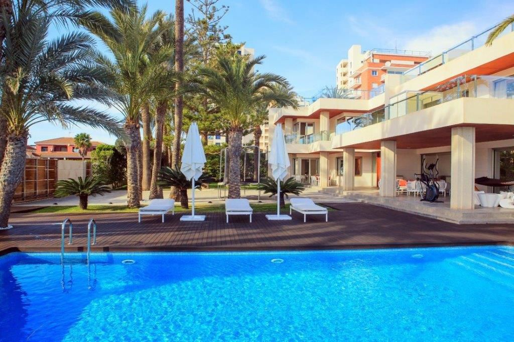 LUXURY VILLA IN LA VELETA WITH PANORAMIC SEA VIEWS!!! INCREDIBLE HOME! WITH ALL THE QUALITIES!!!