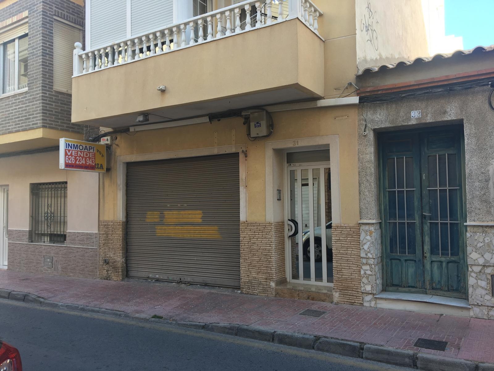 Business local for sale in Puerto Deportivo (Torrevieja)