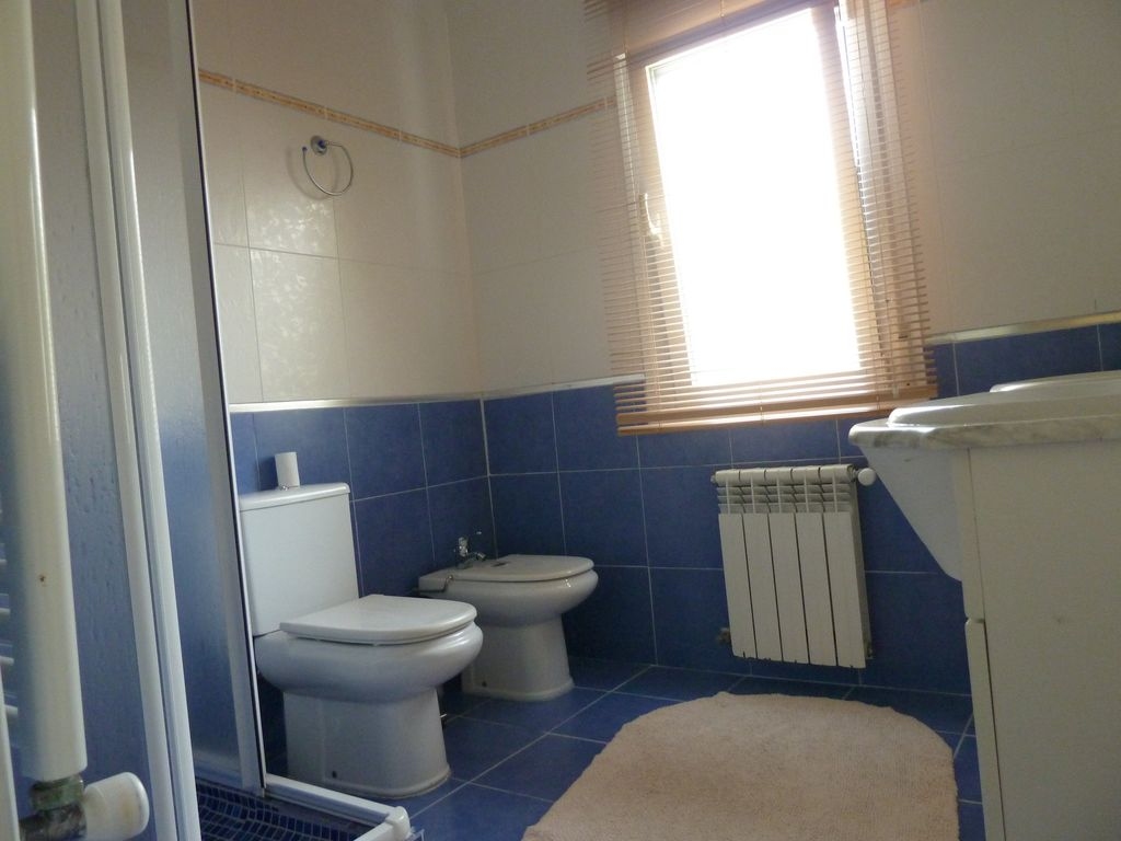 CHALET 165 m2 EN UN TERRENO DE 3500 M2