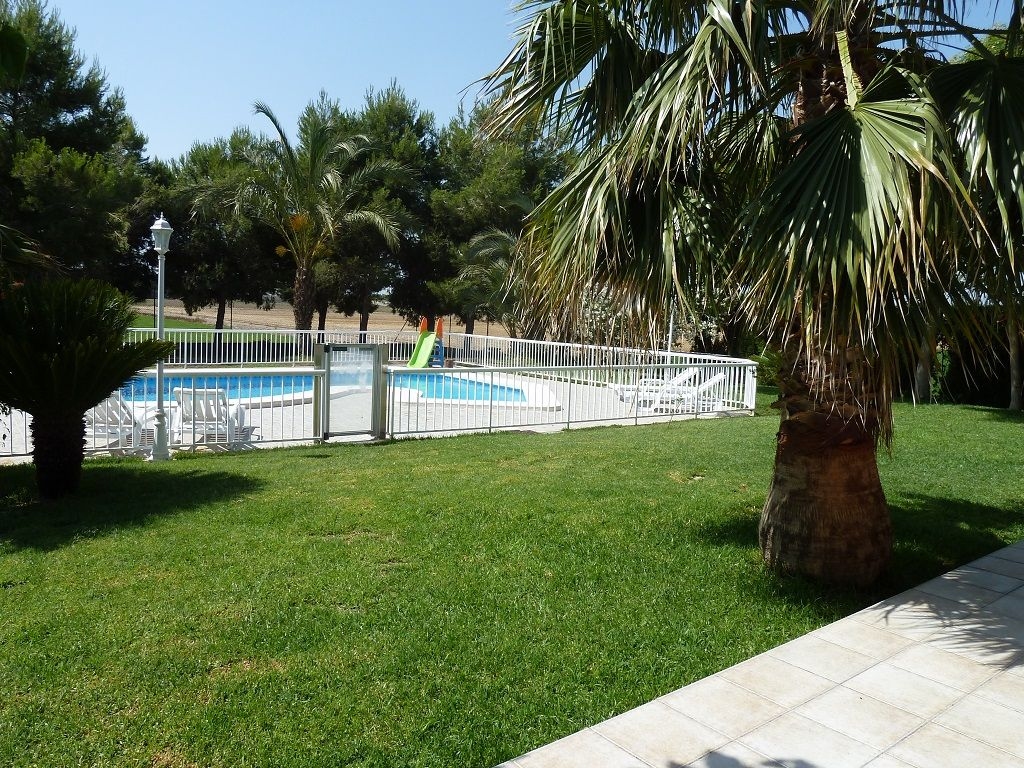 CHALET 165 m2 EN UN TERRENO DE 3500 M2