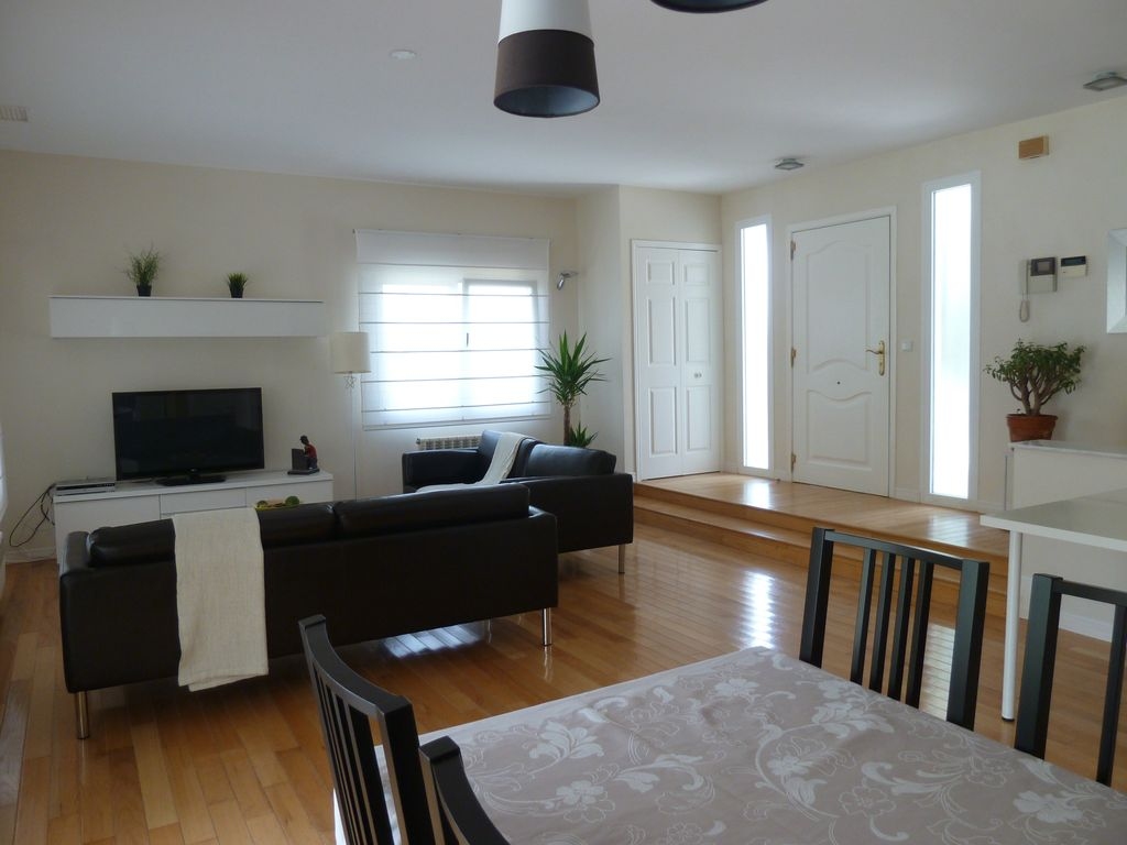 CHALET 165 m2 EN UN TERRENO DE 3500 M2